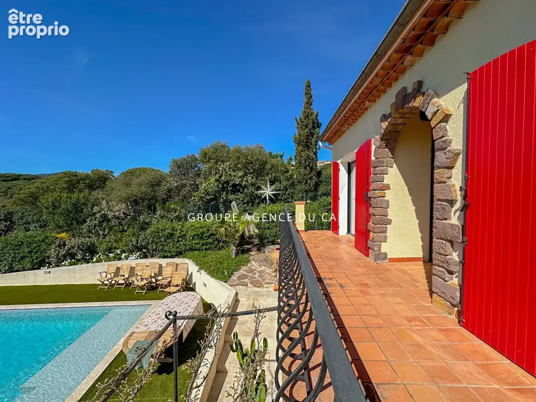 A vendre villa de charme 4 chambres terrain plat piscine parking proche mer aux issambres - photo 16