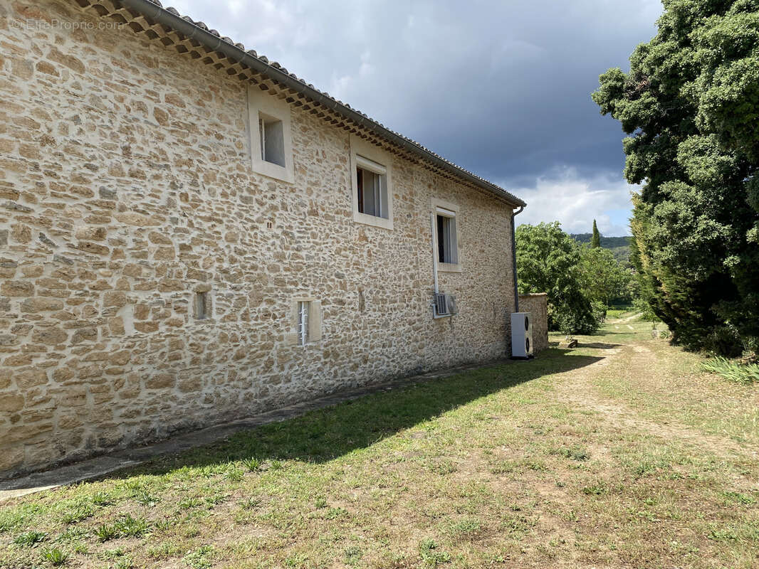 Maison à BAGNOLS-SUR-CEZE
