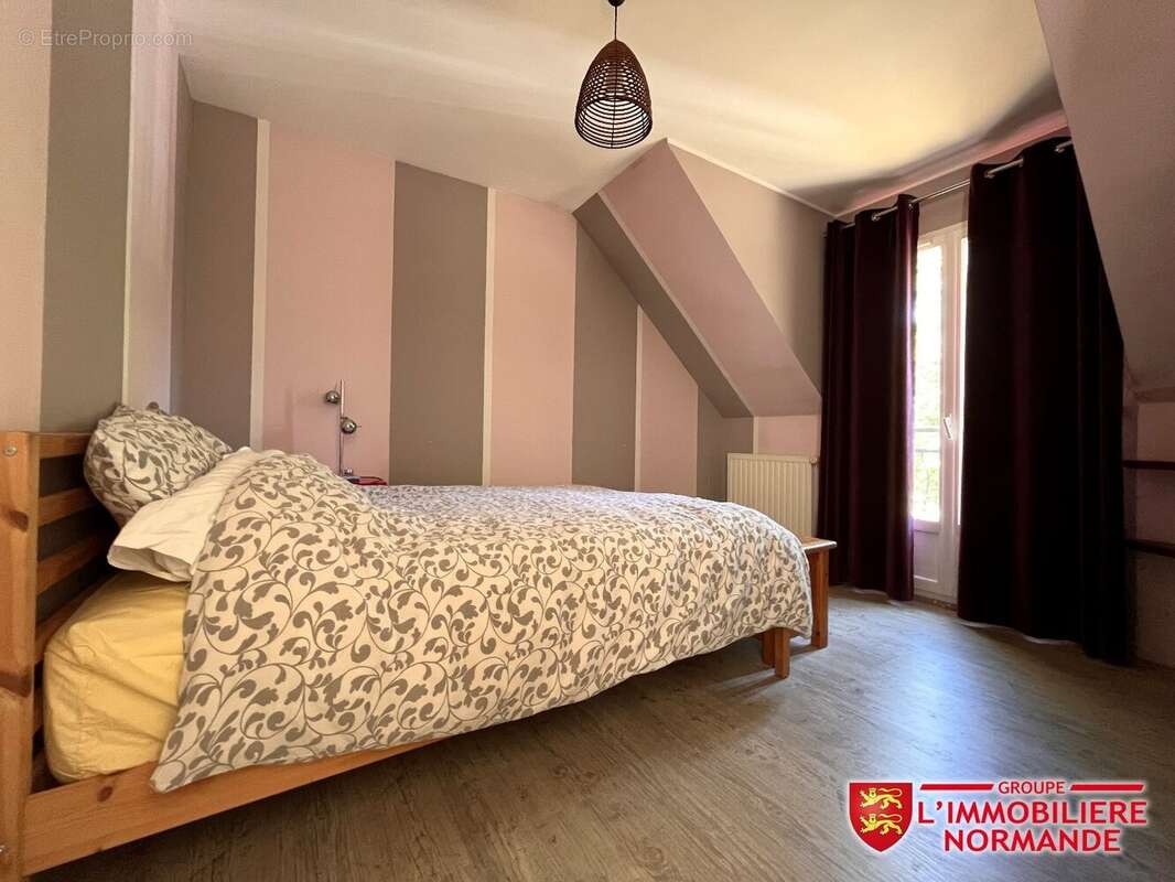 Maison d'architecte 138 m² - 4 chambres - 2.300 m² jardin - photo 10