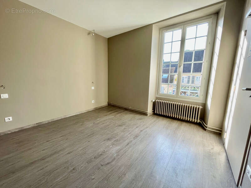 Maison à THIRON-GARDAIS