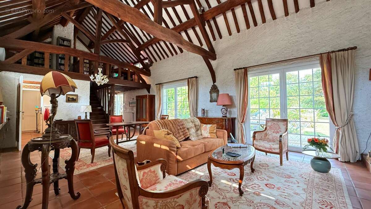 Maison à PACY-SUR-EURE