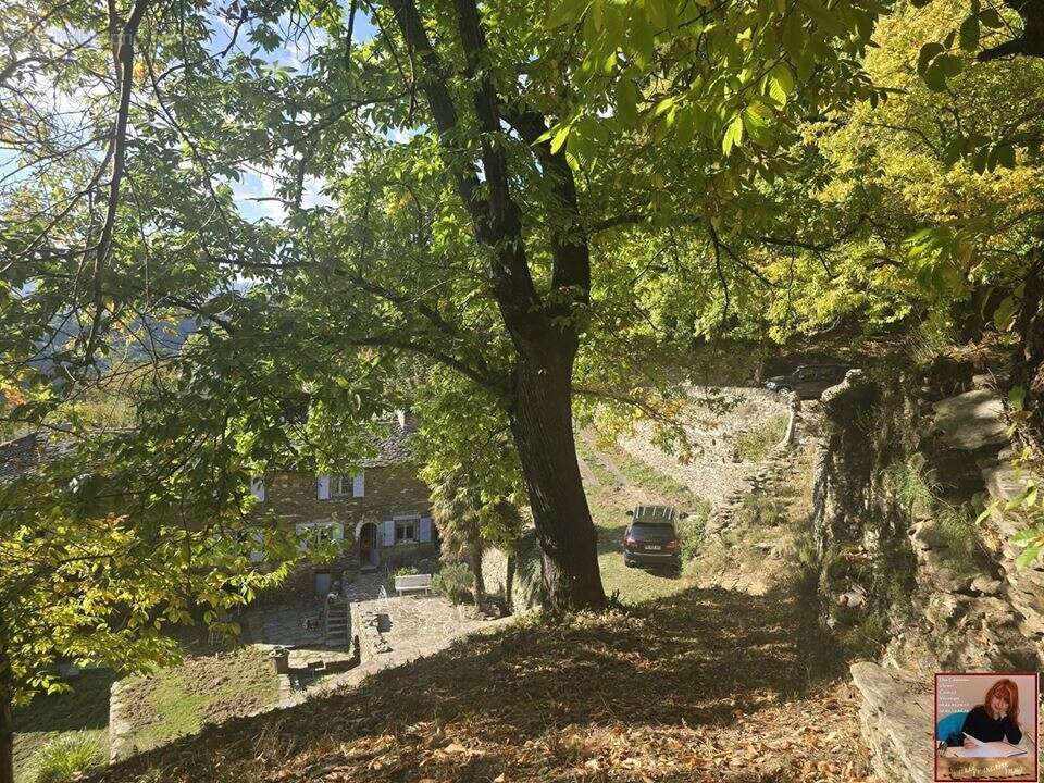Maison à SAINT-GERMAIN-DE-CALBERTE