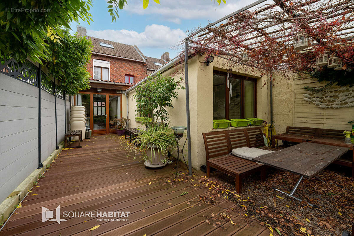 Maison à SIN-LE-NOBLE