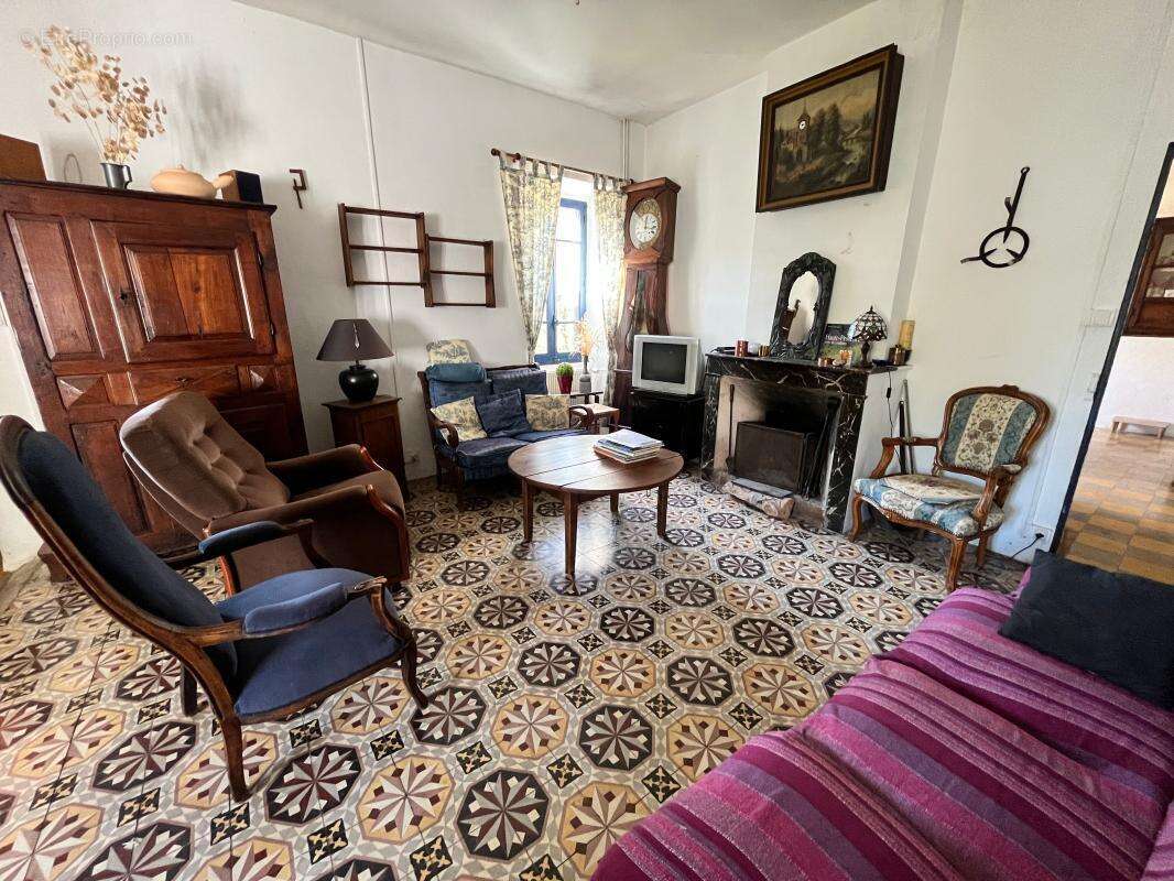 Maison à SAINT-ALBAN-AURIOLLES