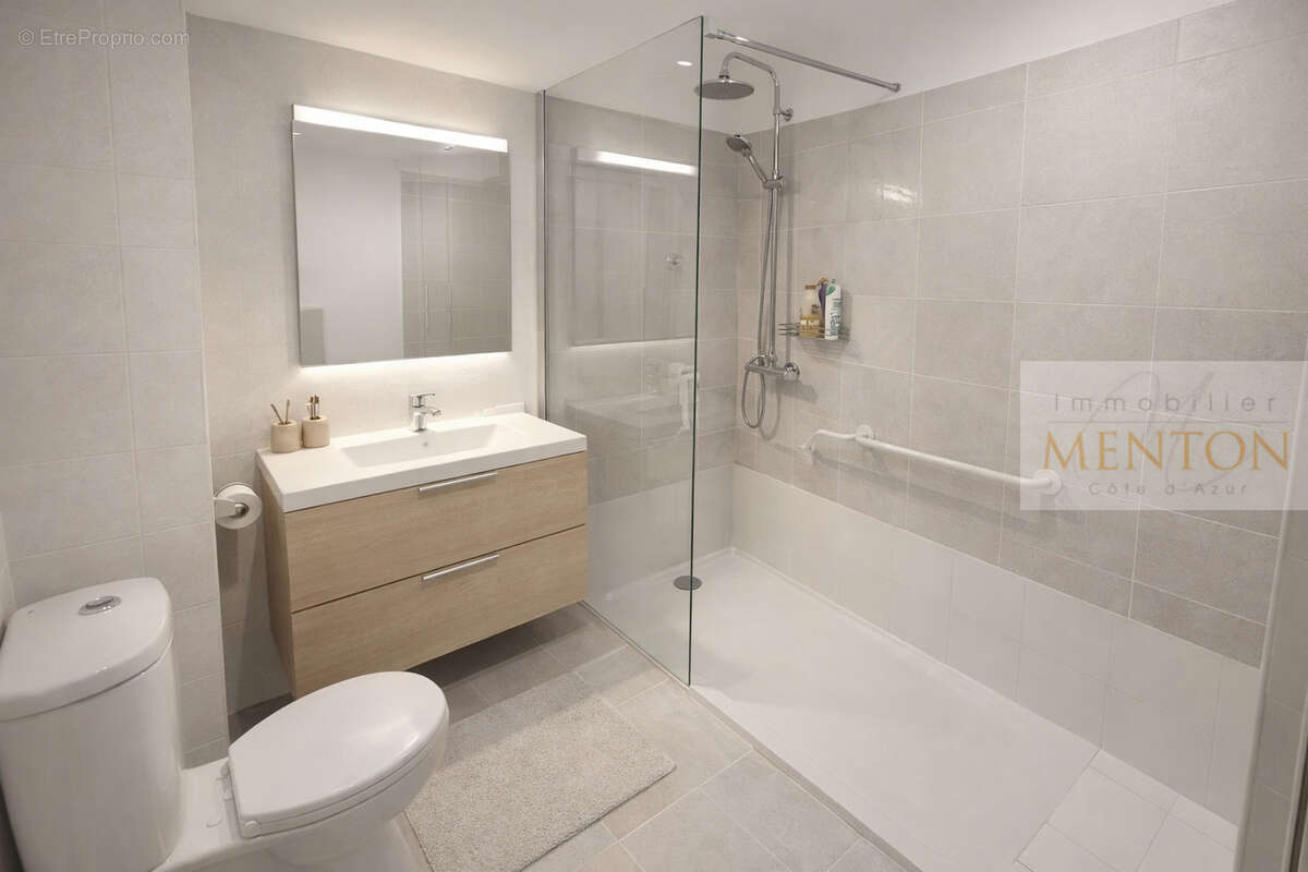 Appartement à MENTON