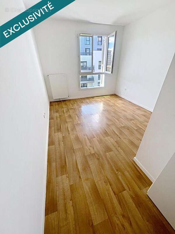 Photo 4 - Appartement à CERGY