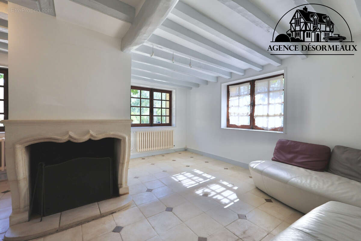 Maison 158 m² à Sorel-Moussel  - photo 4