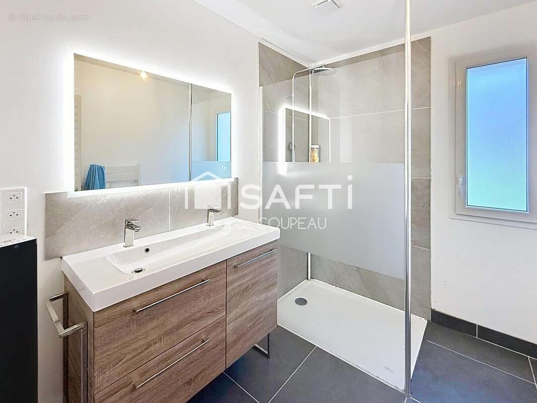 Photo 7 - Maison à CHAMPIGNE