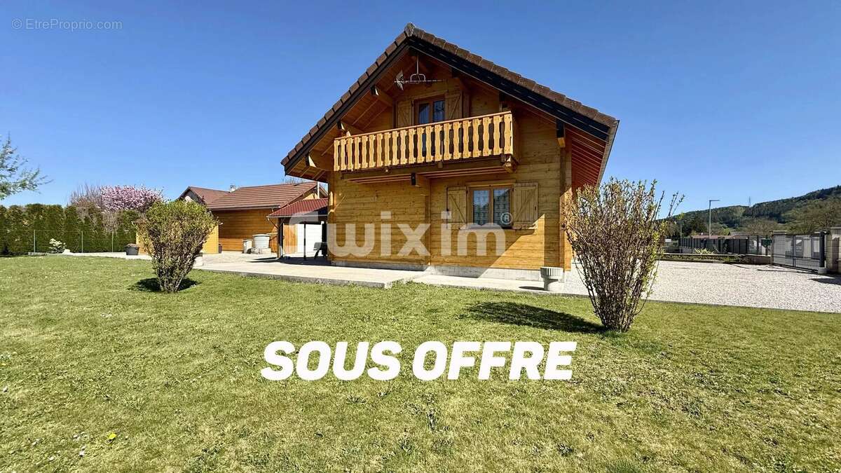 Maison à CHAMPAGNOLE