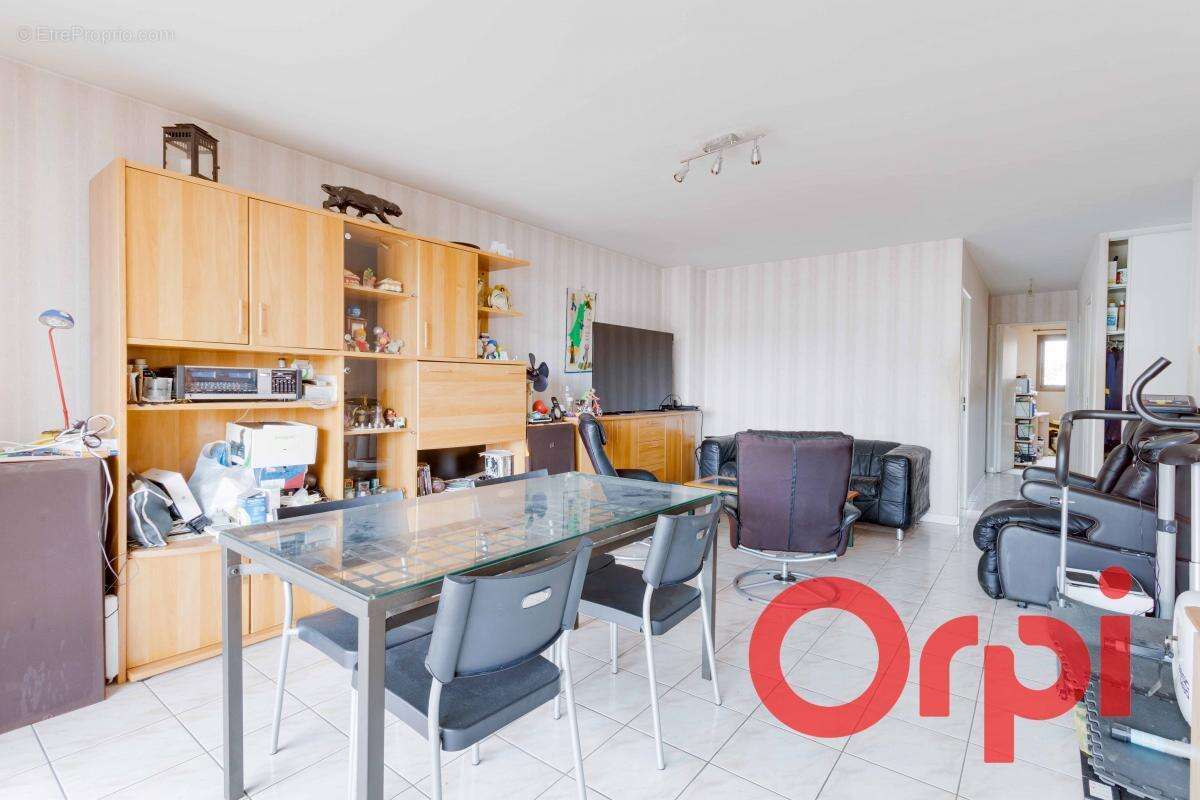 Appartement à LIVRY-GARGAN