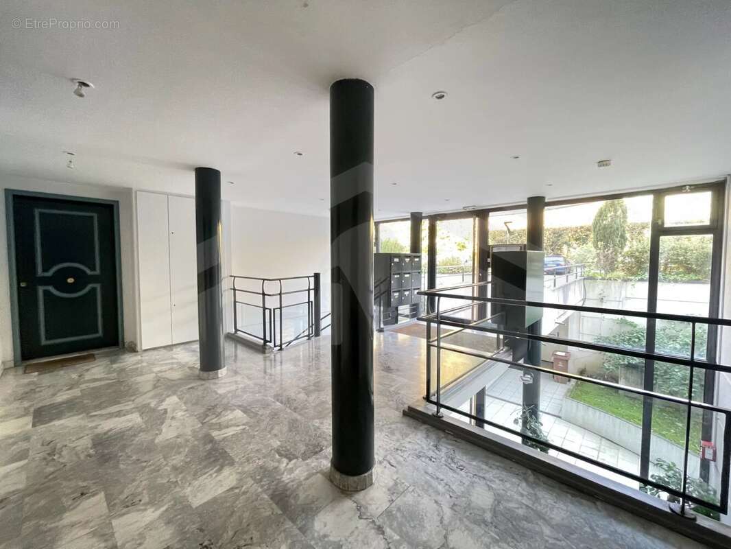 Appartement à MEYLAN