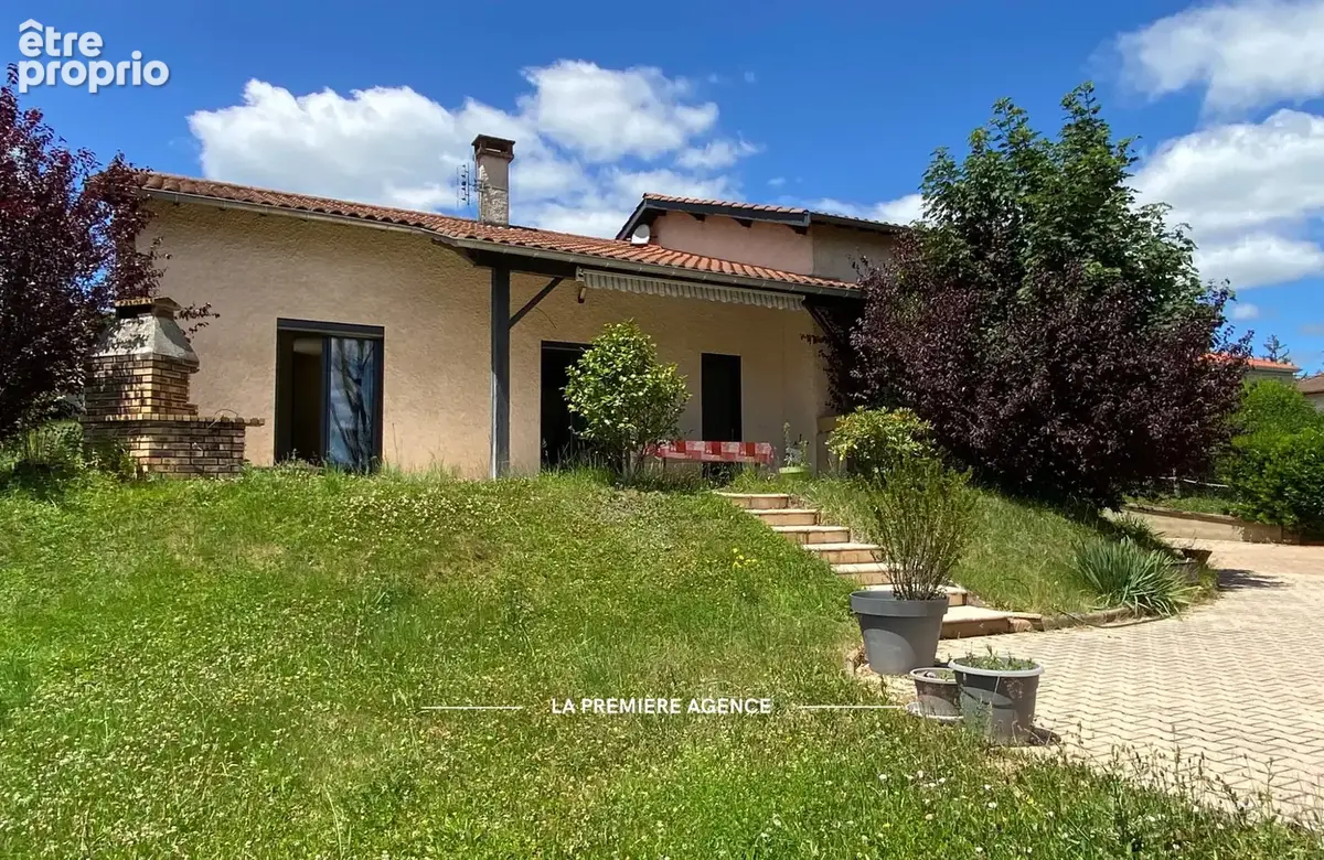 Photo Maison à Saint-Forgeux au prix de 330 000€