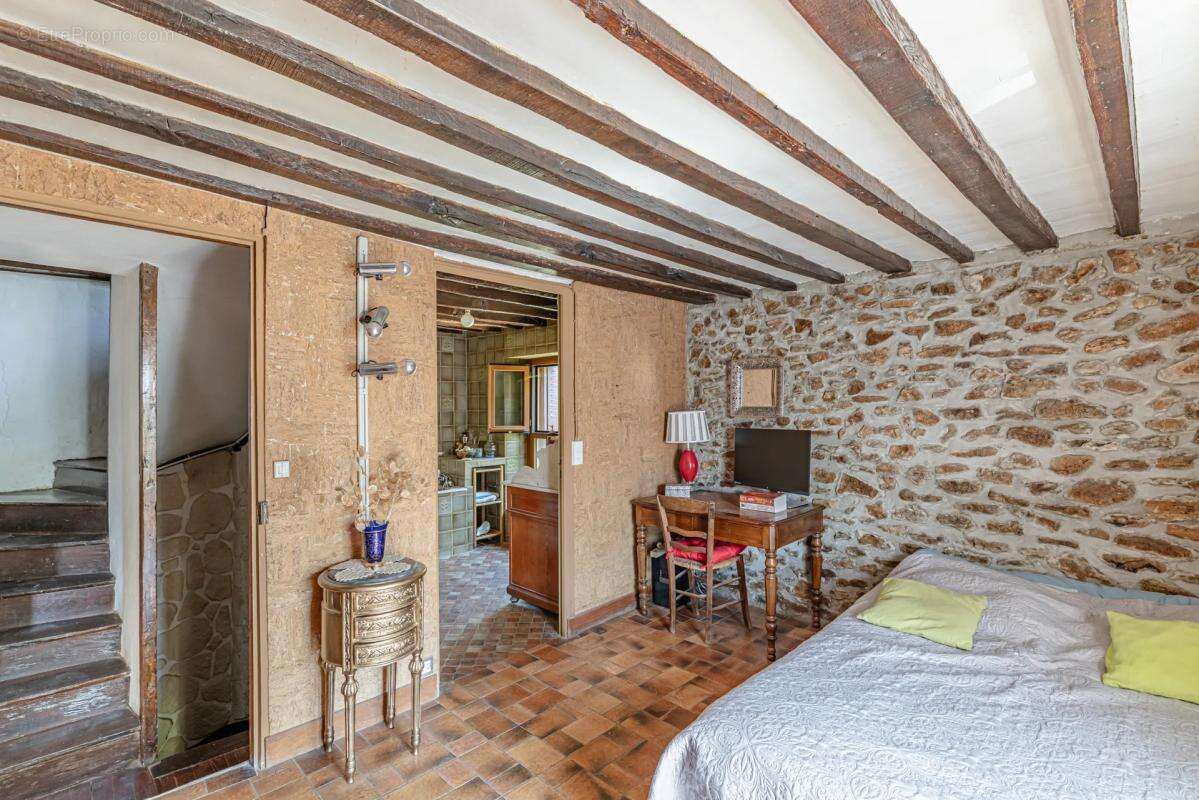 Maison à MONTGE-EN-GOELE