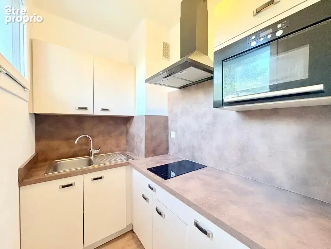 Appartement À Vendre - photo 4