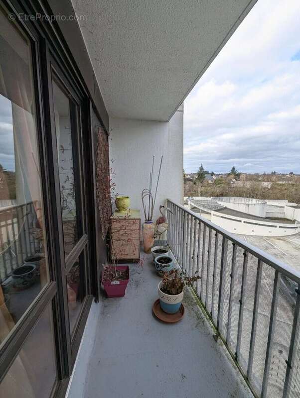 Appartement à LA CHAUSSEE-SAINT-VICTOR