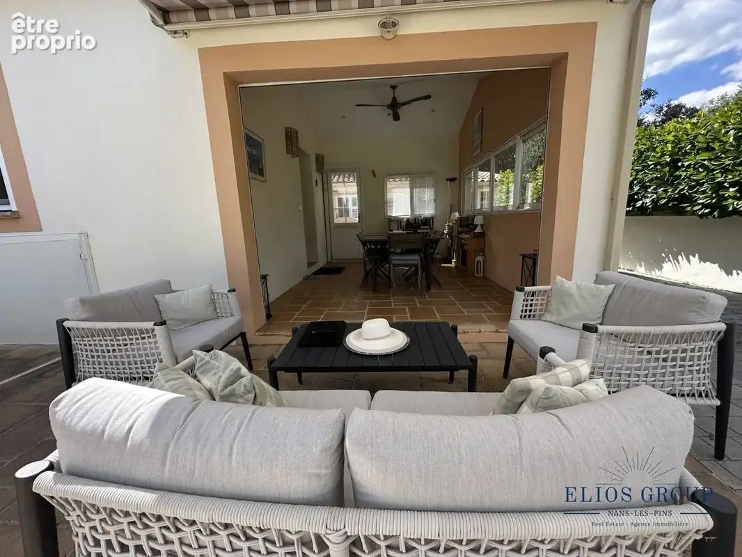 Maison 7 pièces 190 m² à vendre à Nans-Les-Pins (83860) - photo 8