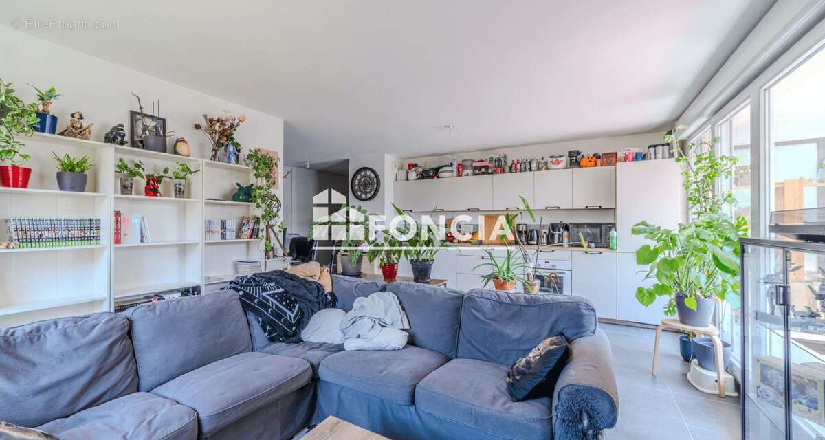 Appartement à VENISSIEUX