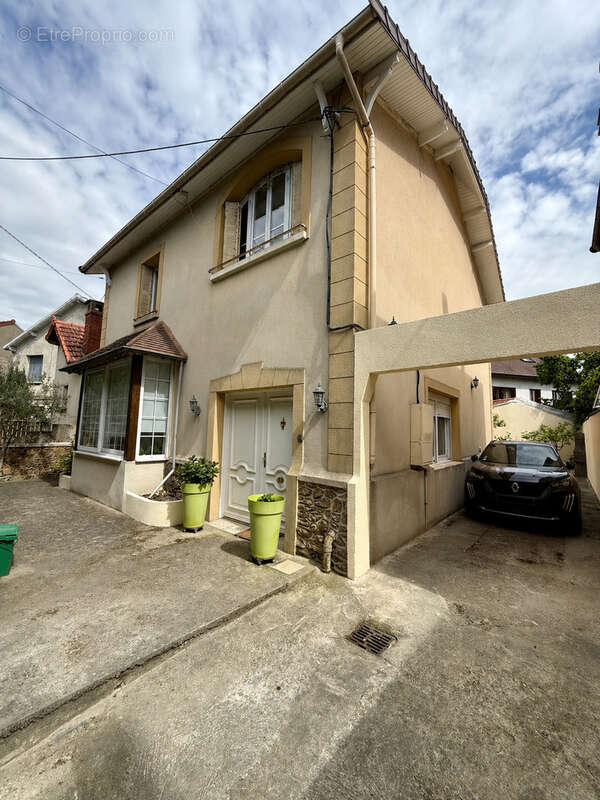 Maison à AULNAY-SOUS-BOIS
