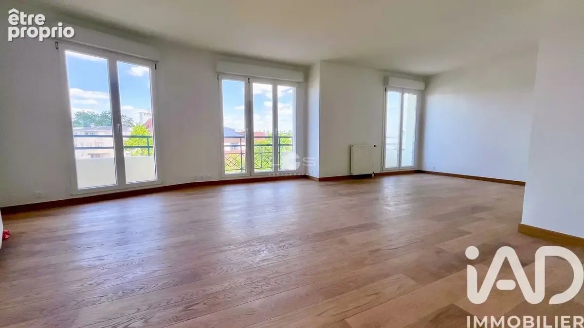 Photo 1 - Appartement à LE PLESSIS-TREVISE
