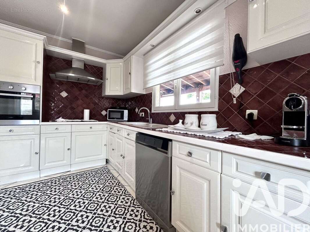 Maison 75 m² à Pia  - photo 4