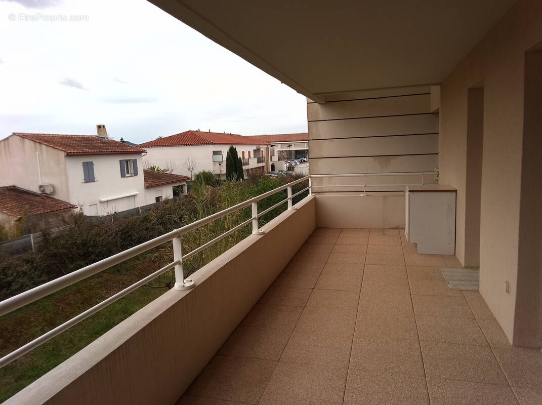 Appartement à LA CRAU