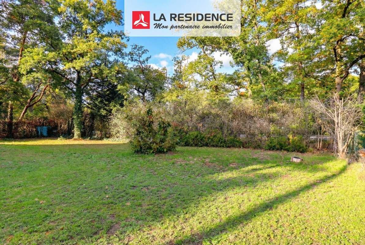 Maison à VERNEUIL-SUR-SEINE