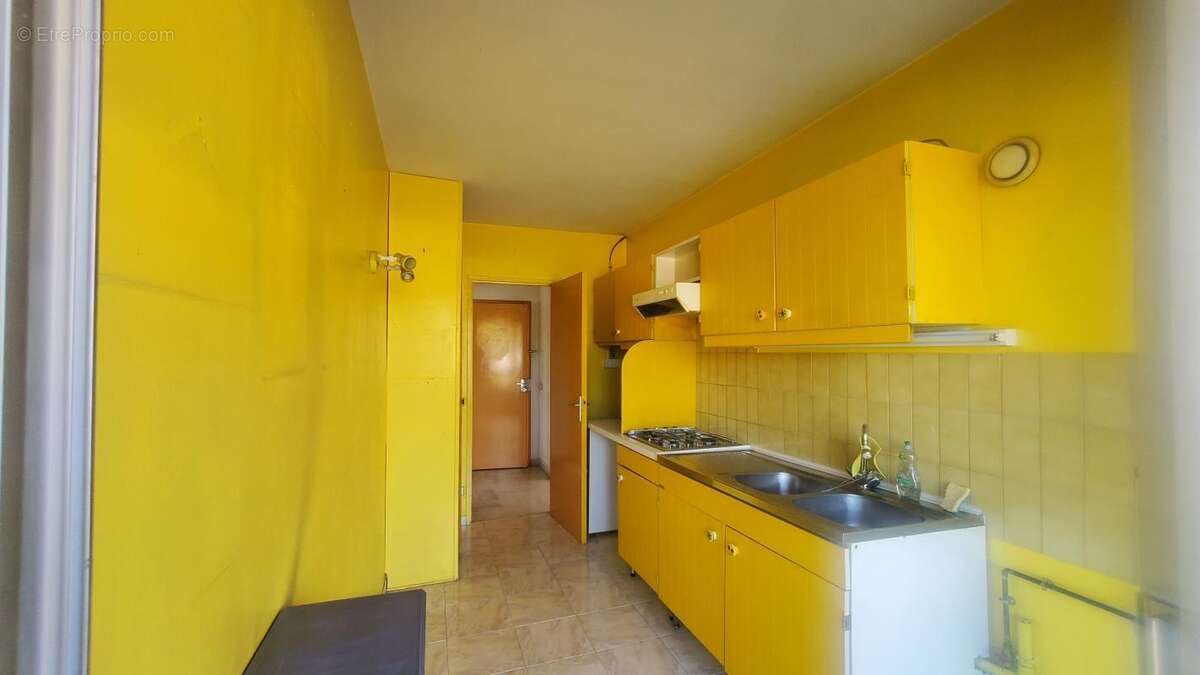 Appartement à VILLENEUVE-LOUBET