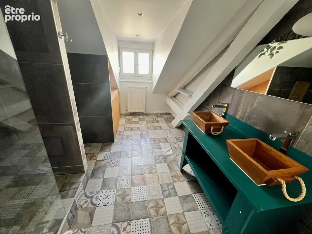 Secteur place du forum - magnifique duplex type 6 pieces de 135m2 + balcon - photo 21