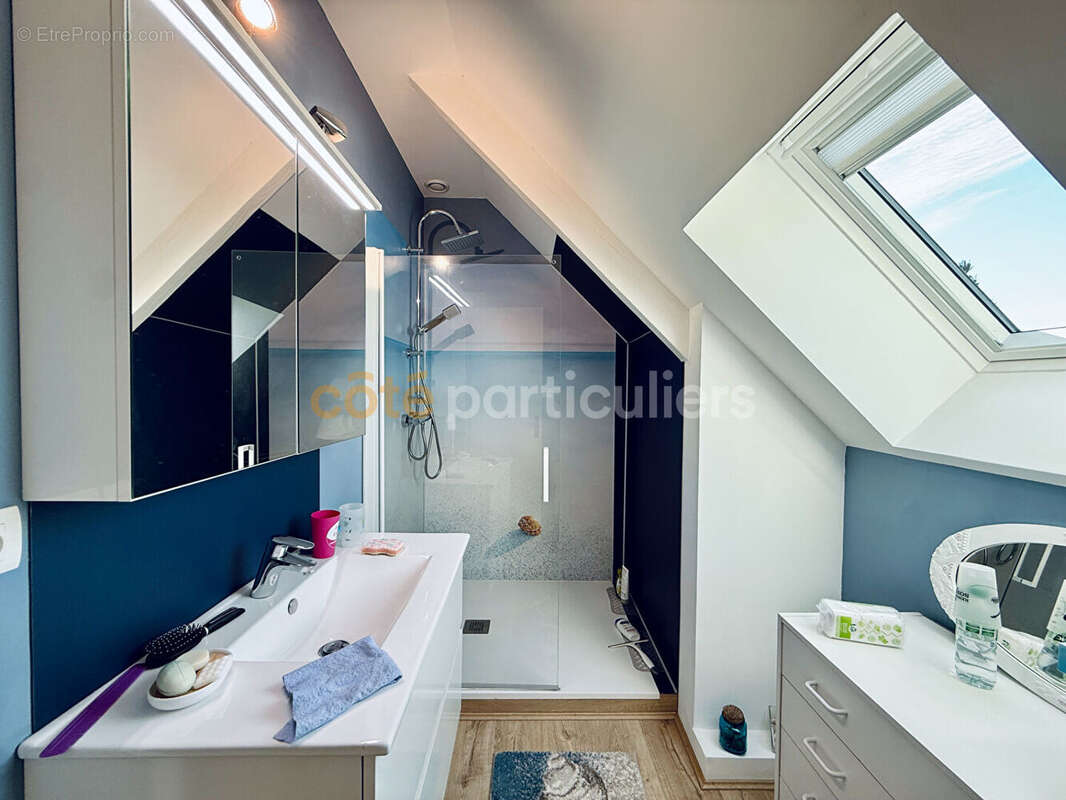 Maison à SAINT-JEAN-DES-BAISANTS