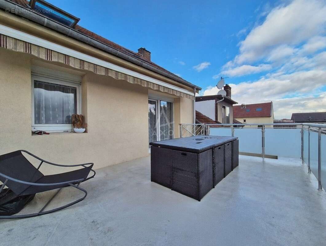 Appartement à AMNEVILLE