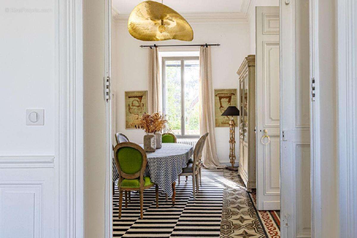 Maison à AIGUES-VIVES