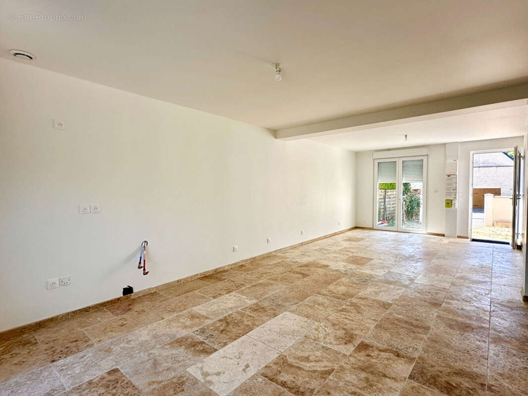 Maison à PUITS-LA-VALLEE