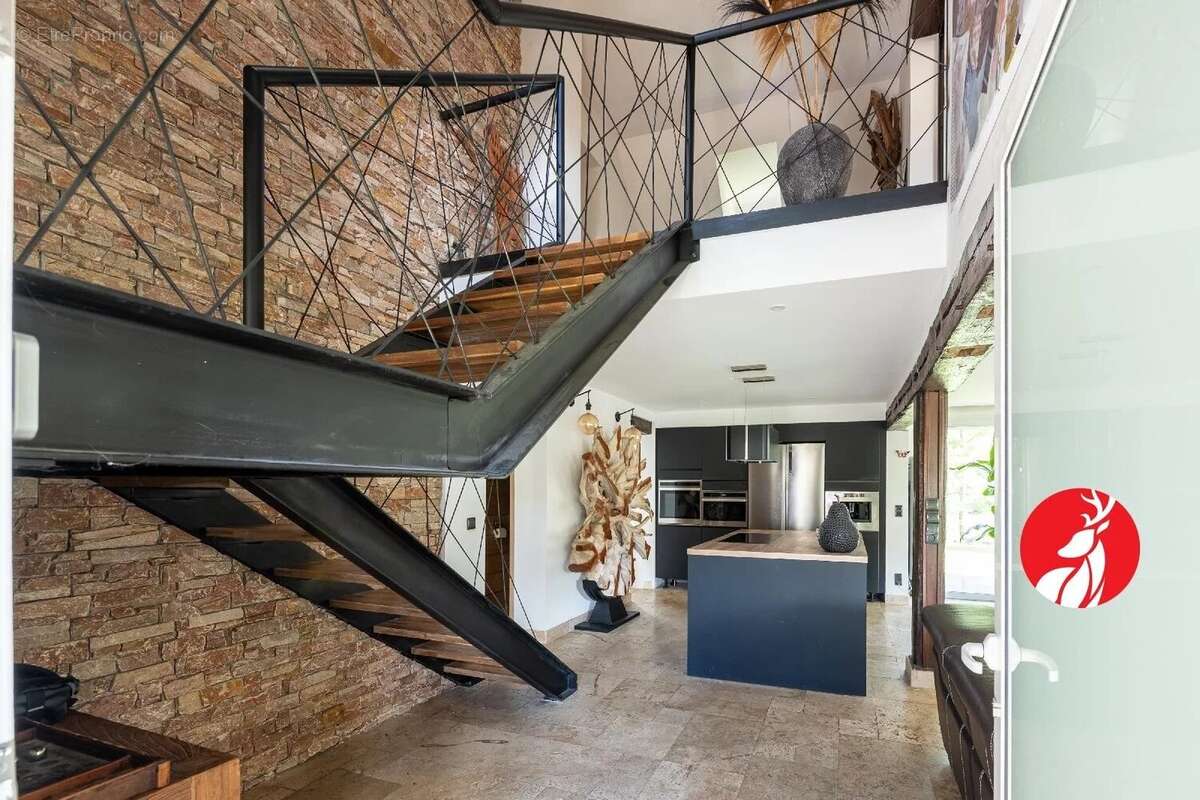 Maison à MILLY-LA-FORET