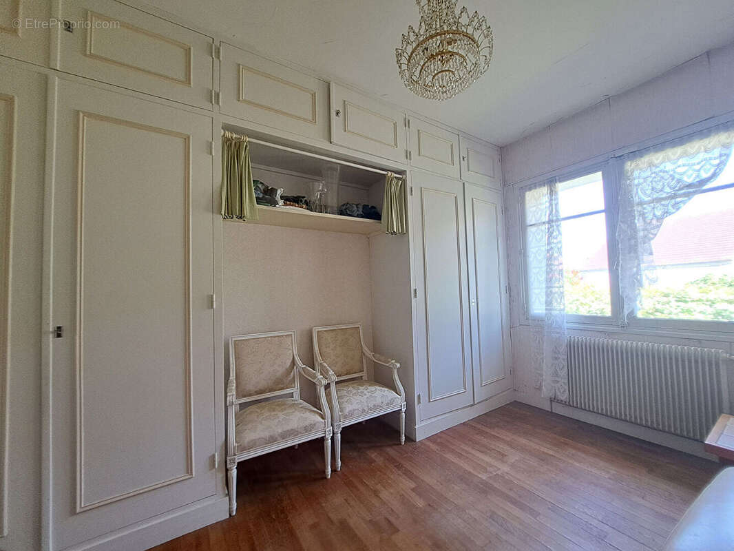 Maison à CHATELLERAULT