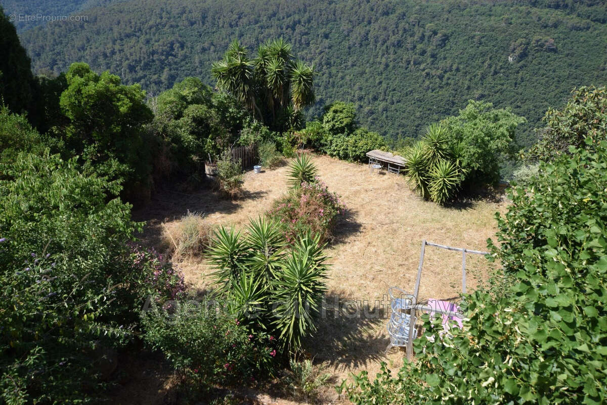 Maison 139 m² à Saint-Cezaire-Sur-Siagne  - photo 3