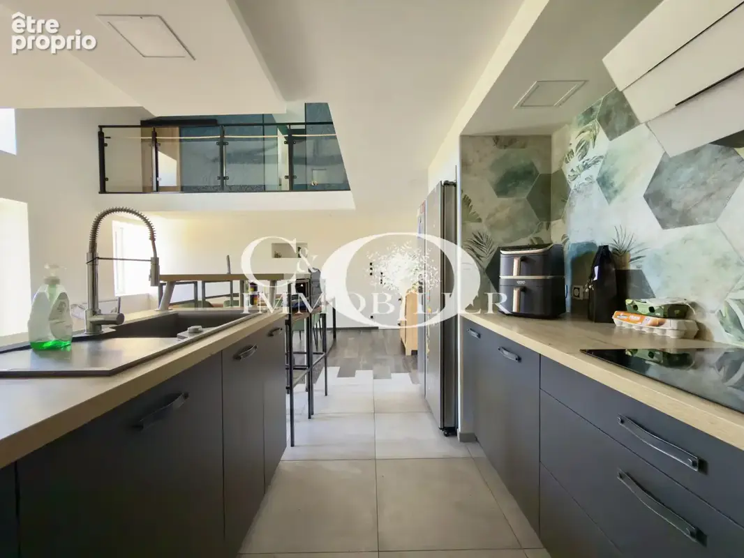 Maison en pierre rénovée avec soin de 145 m2 - photo 4