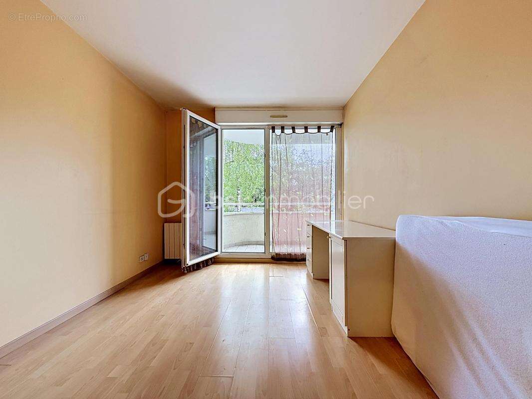 Appartement à LE BLANC-MESNIL