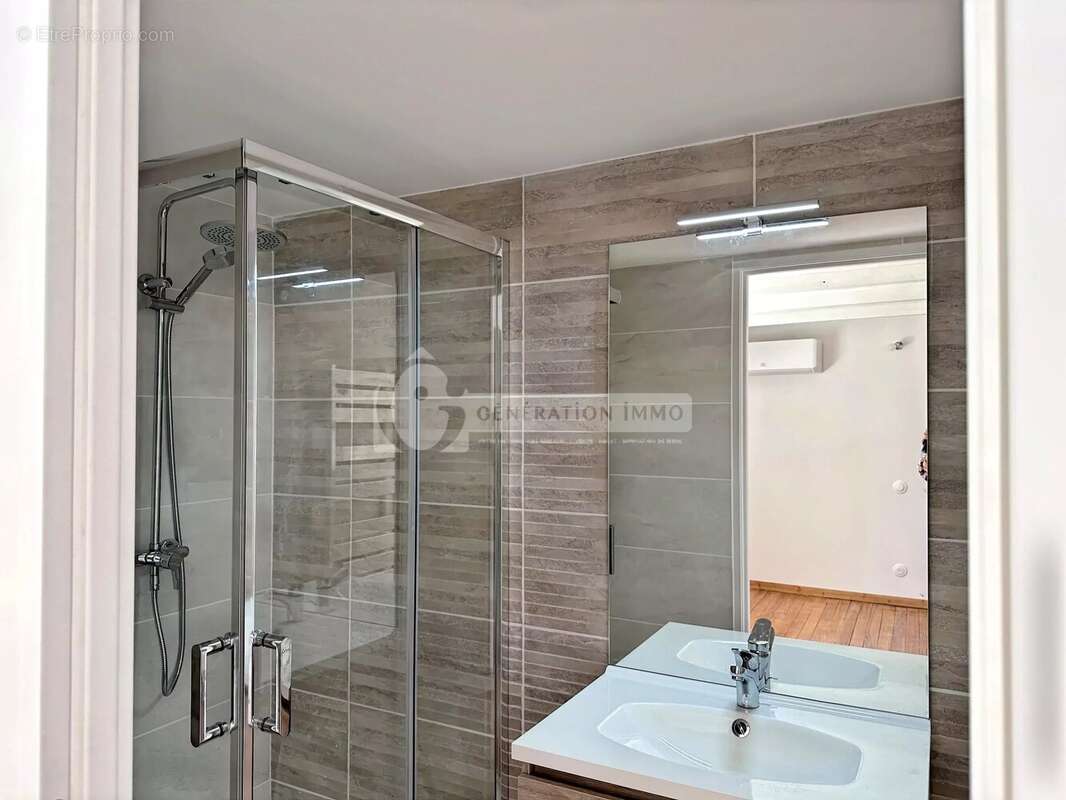 Appartement à EYRAGUES