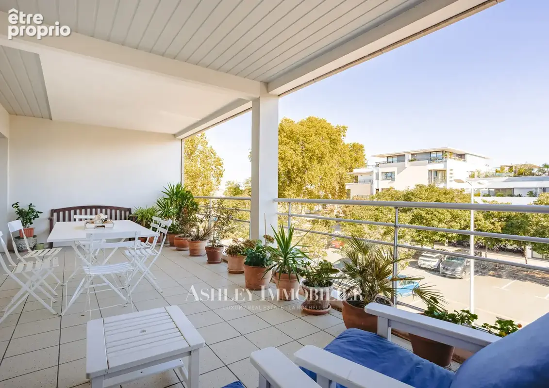 Appartement d'exception 188 m2 avec terrasse et vue sur le Chenal   La Rochelle - Quartier Médiathèque - photo 15