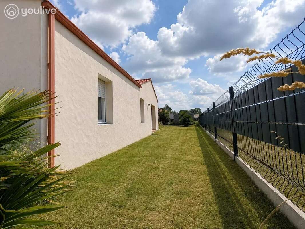 Bois-de-Céné – Coup de cœur ! Plain-pied de 109 m² avec séjour de 51 m², véranda et jardin clos - photo 20