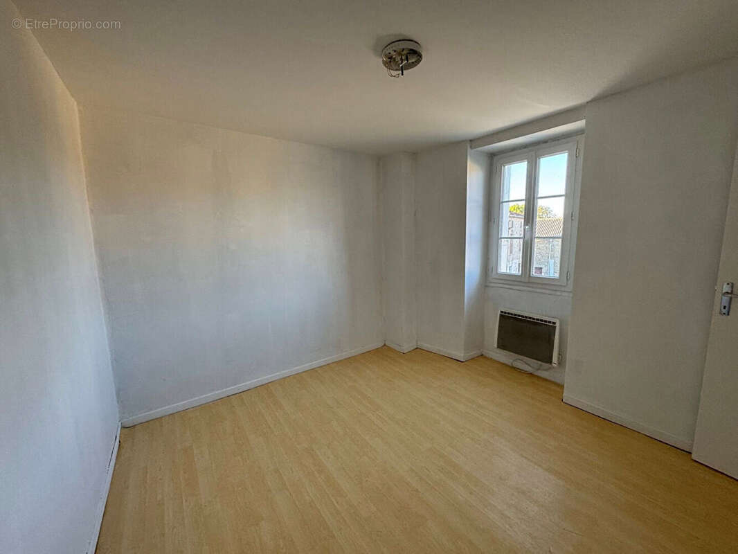 Maison à VILLEFAVARD