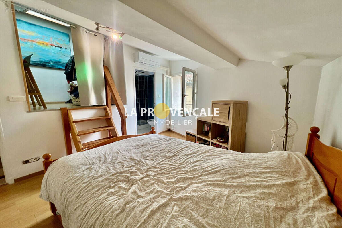 Maison à POURRIERES