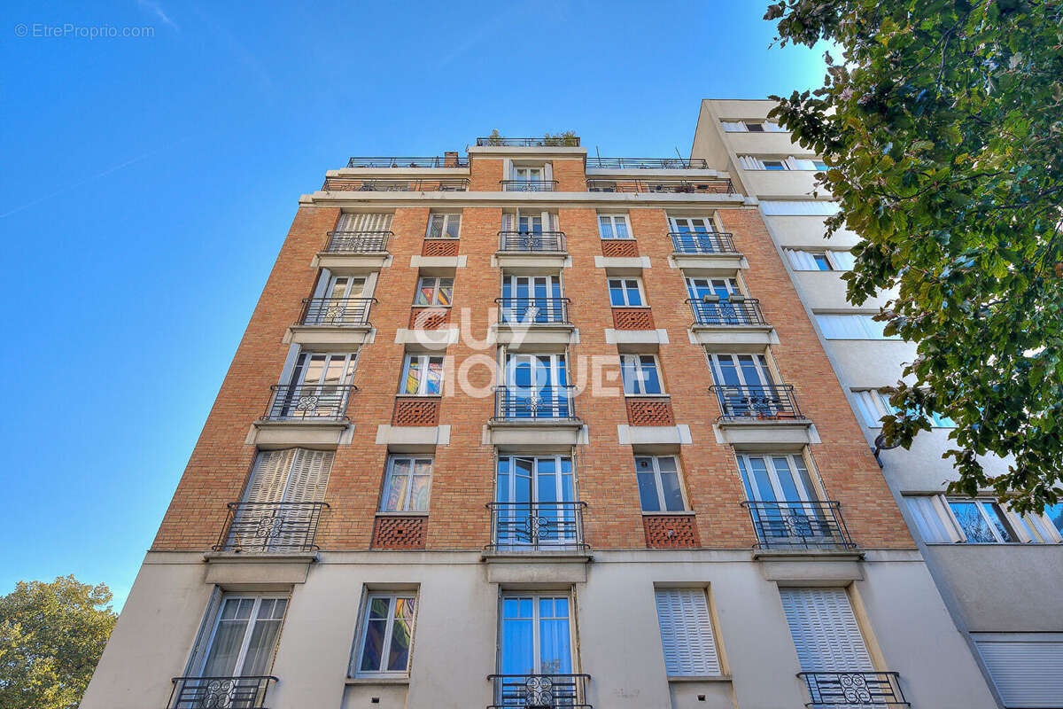 Appartement à PARIS-15E