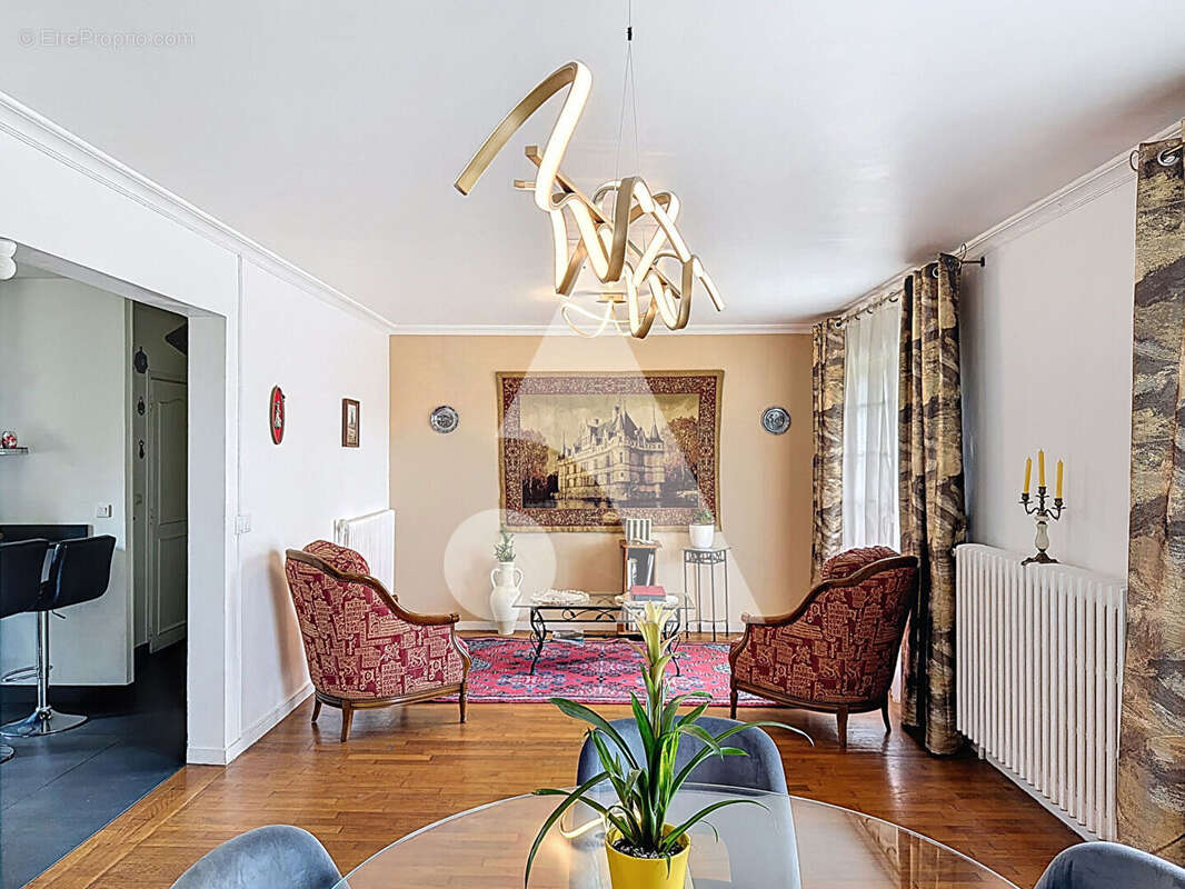 Maison à RUEIL-MALMAISON