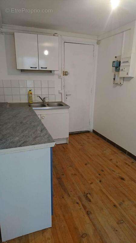 Appartement à PARIS-3E