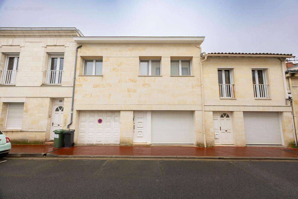 Appartement à LE BOUSCAT
