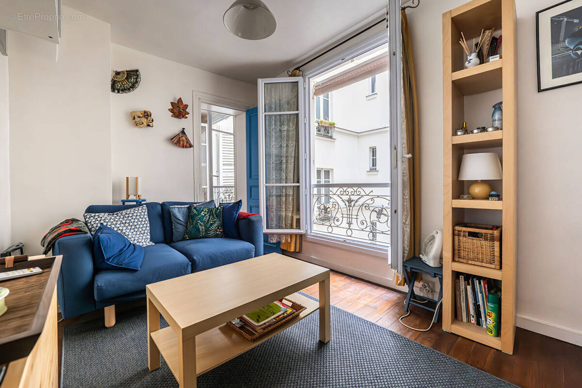 Appartement à PARIS-17E