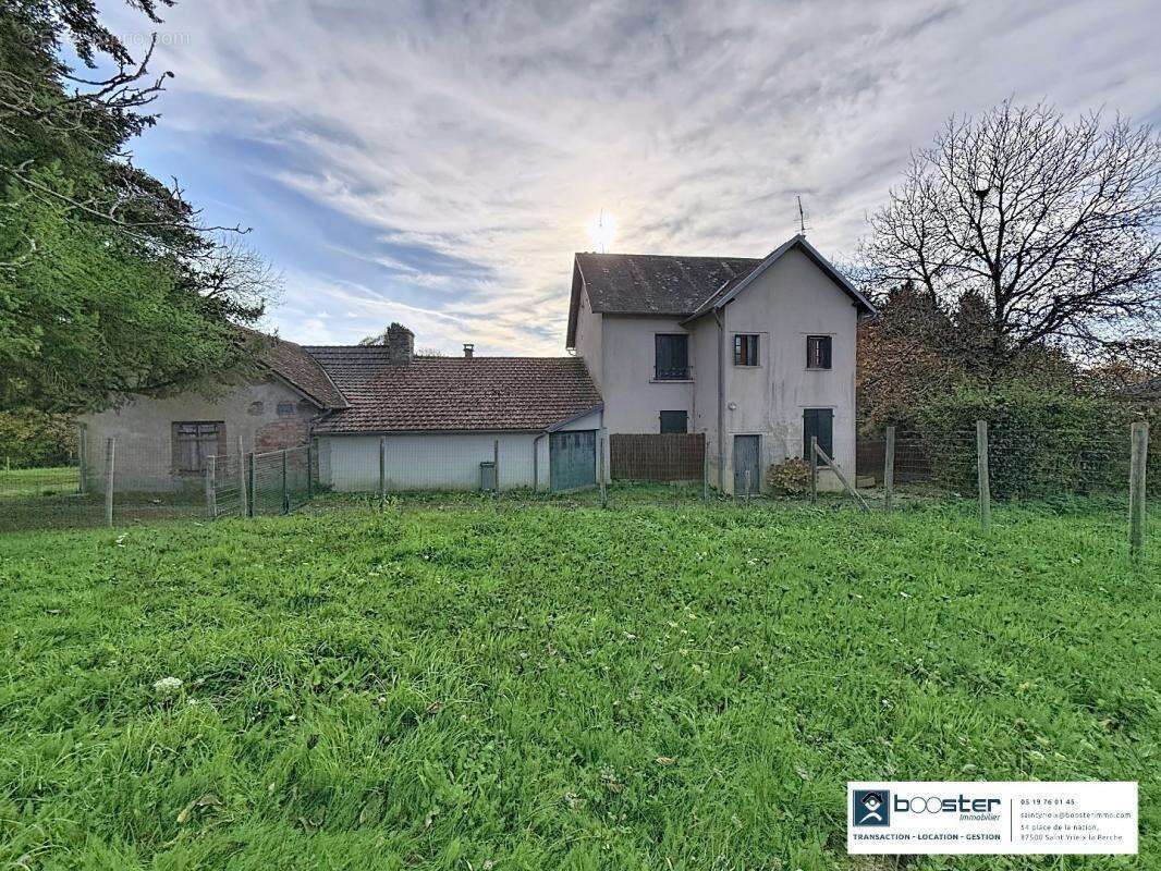 Maison à SAINT-YRIEIX-LA-PERCHE
