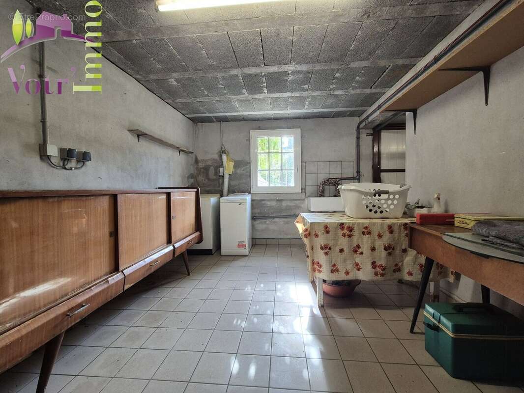 Maison à LOGONNA-DAOULAS