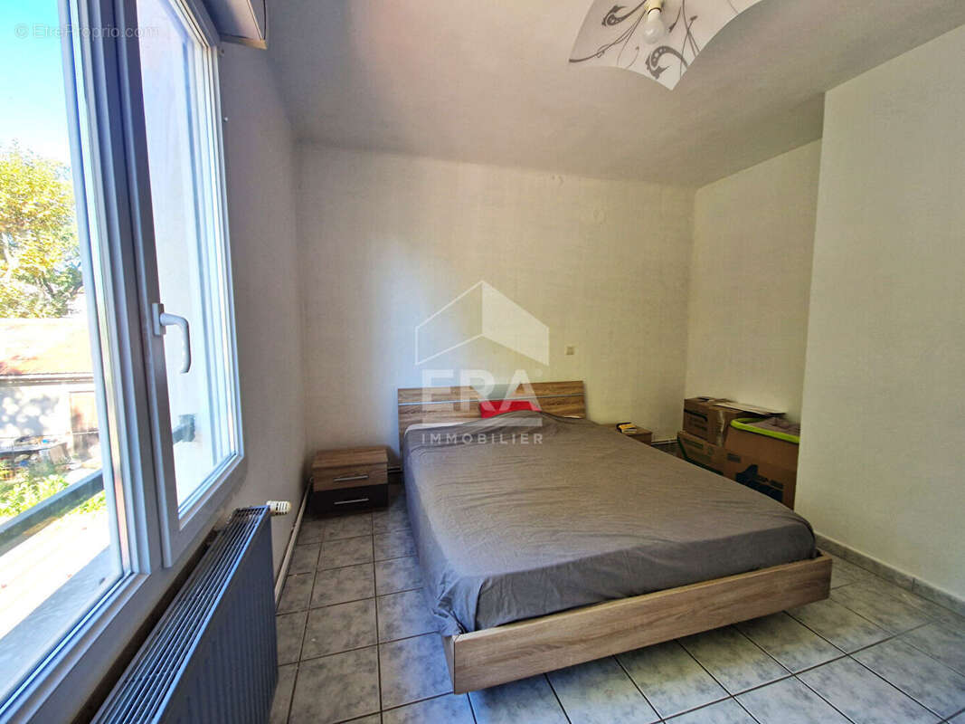 Maison à CHATEAU-ARNOUX-SAINT-AUBAN